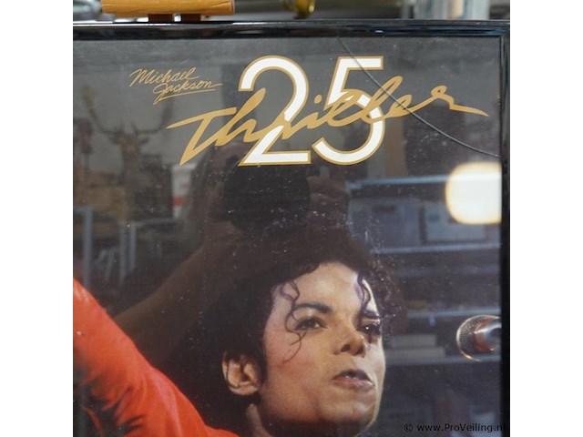 Ingelijste officiële "thriller 25" jubileumposter van michael jackson - afbeelding 3 van  5