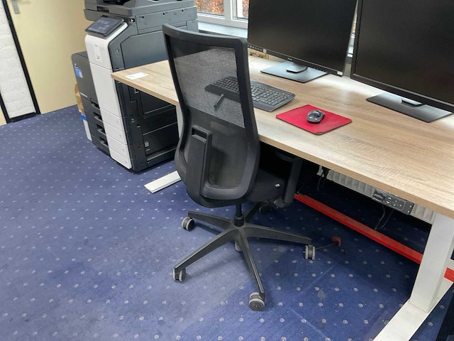 Ingerichte werkplek (180x80 cm) - afbeelding 6 van  11