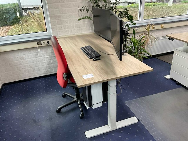 Ingerichte werkplek (180x80 cm) - afbeelding 9 van  11