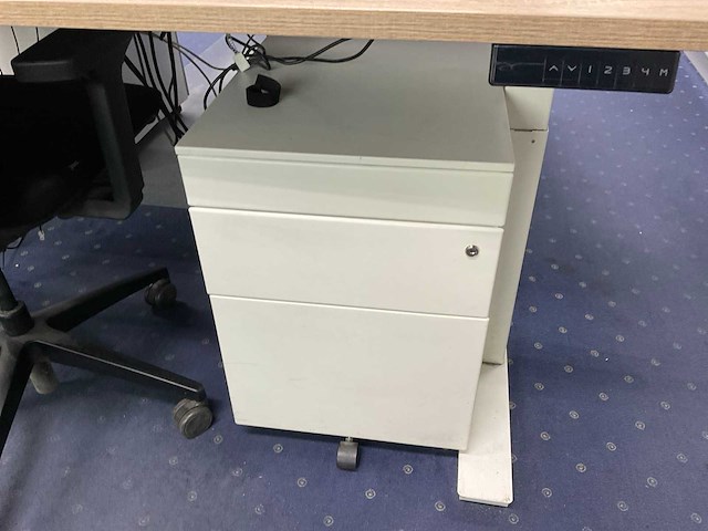 Ingerichte werkplek (180x80 cm) - afbeelding 8 van  12