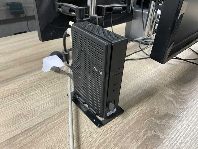 Ingerichte werkplek (180x80 cm) - afbeelding 4 van  14