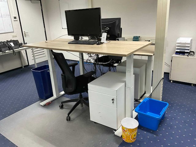 Ingerichte werkplek (180x80 cm) - afbeelding 14 van  14