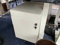 Ingerichte werkplek (180x80 cm) - afbeelding 6 van  15