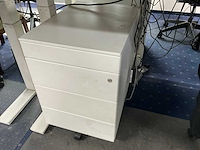 Ingerichte werkplek (180x80 cm) - afbeelding 12 van  15