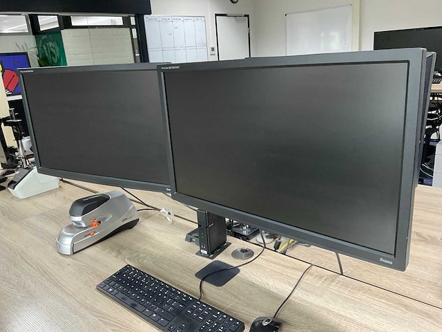 Ingerichte werkplek (180x80 cm) - afbeelding 14 van  14