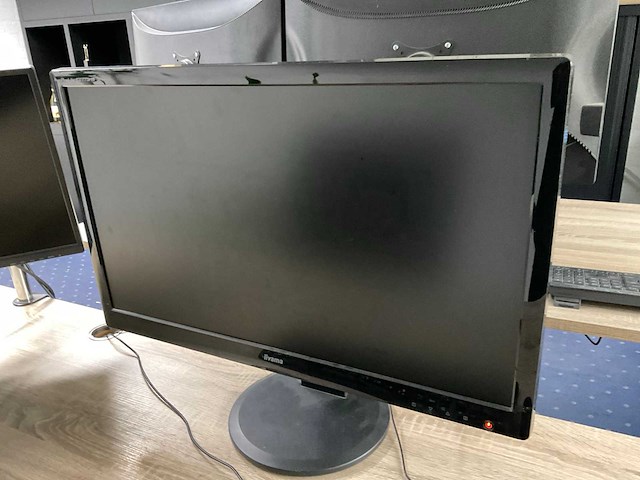 Ingerichte werkplek (180x80 cm) - afbeelding 14 van  14