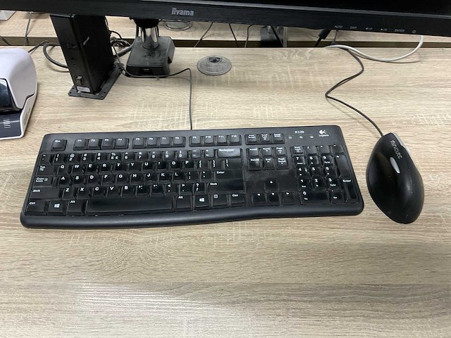 Ingerichte werkplek (180x80 cm) - afbeelding 6 van  12