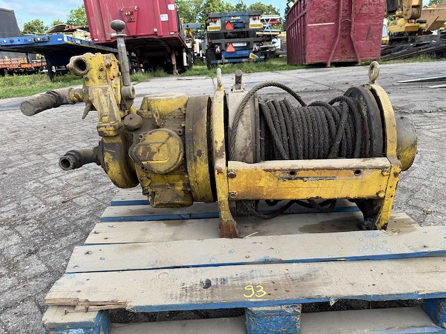 Ingersoll rand - lucht lier - afbeelding 13 van  16