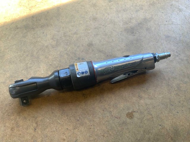 Ingersoll rand haaks 1077 xpa pneumatische slagmoersleutel - afbeelding 2 van  7