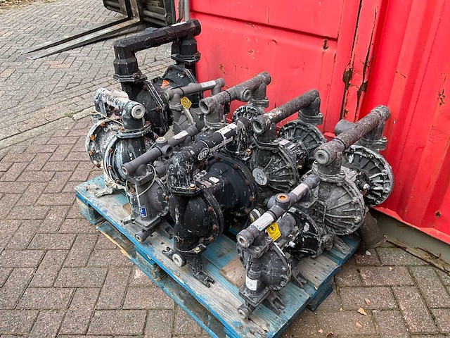 Ingersoll rand pneumatische membraanpomp (9x) - afbeelding 1 van  9