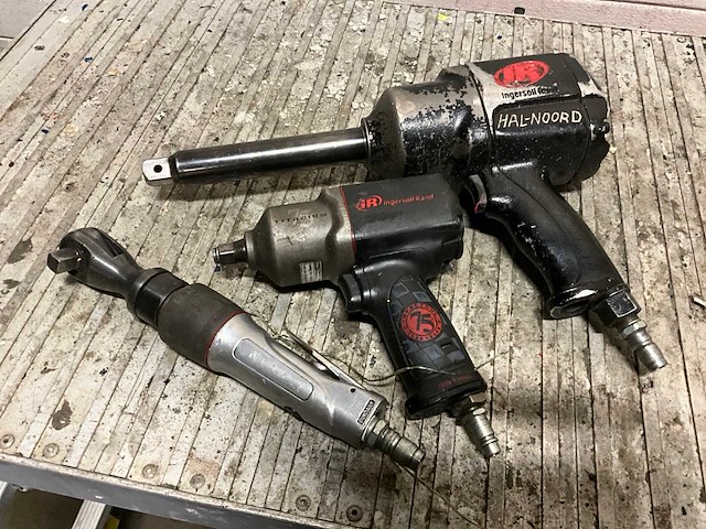 Ingersoll rand pneumatische slagmoersleutel (3x) - afbeelding 1 van  4