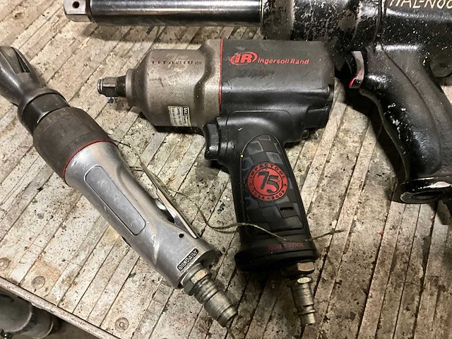 Ingersoll rand pneumatische slagmoersleutel (3x) - afbeelding 3 van  4