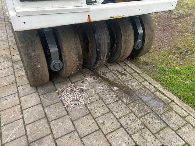 Ingersoll-rand pt120 bandenwals - afbeelding 2 van  3