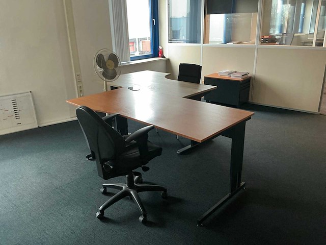 Inhoud 3 kantoorruimtes - afbeelding 10 van  16