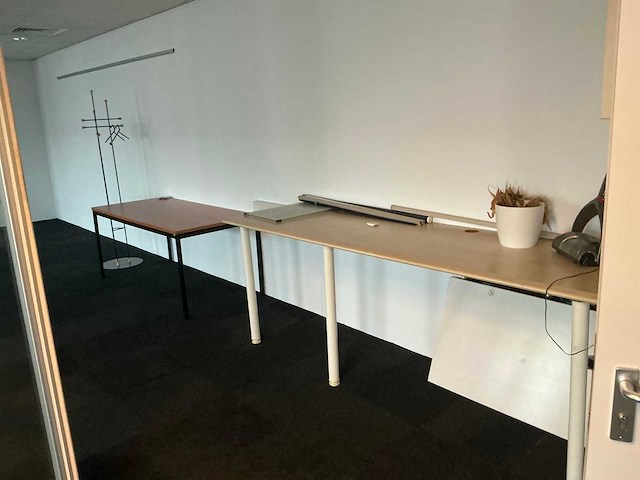 Inhoud 3 kantoorruimtes - afbeelding 14 van  16