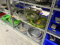 Inhoud (380v) installatiematerialen, machine-onderdelen, etc. van 9 legbordstellingen - afbeelding 6 van  40