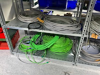 Inhoud (380v) installatiematerialen, machine-onderdelen, etc. van 9 legbordstellingen - afbeelding 9 van  40