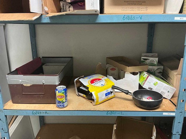 Inhoud berging - afbeelding 6 van  20