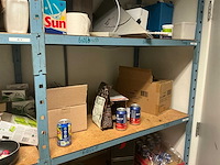 Inhoud berging - afbeelding 10 van  20