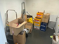 Inhoud berging - afbeelding 1 van  20