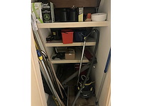 Inhoud bezemkast - afbeelding 3 van  8