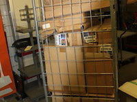 Inhoud completen rolcontainer - afbeelding 8 van  9