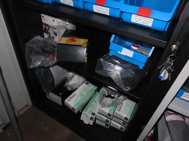 Inhoud container - afbeelding 2 van  29