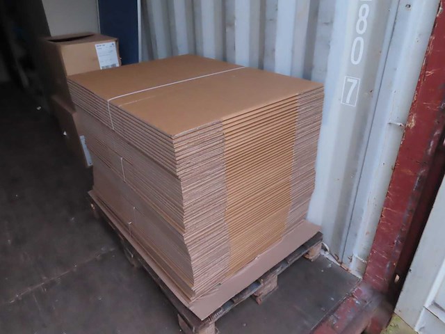 Inhoud container - afbeelding 20 van  29