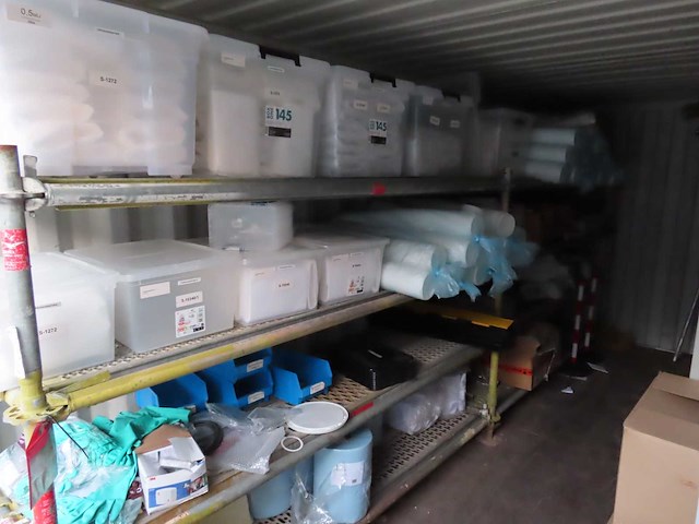 Inhoud container - afbeelding 12 van  29