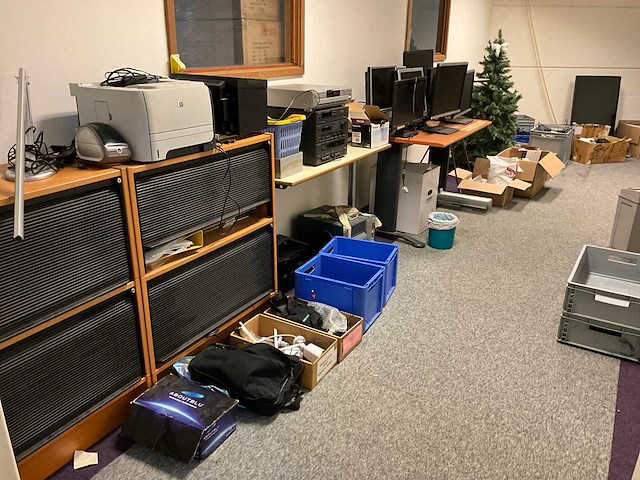 Inhoud ict ruimte - afbeelding 1 van  14