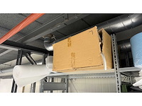 Inhoud installatiematerialen van 4 legbordstellingen - afbeelding 2 van  12