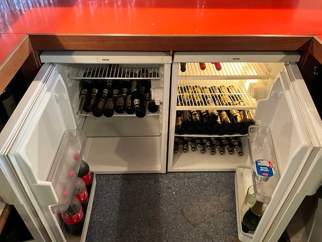 Inhoud kantine bar - afbeelding 3 van  15