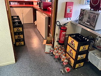 Inhoud kantine bar - afbeelding 9 van  15