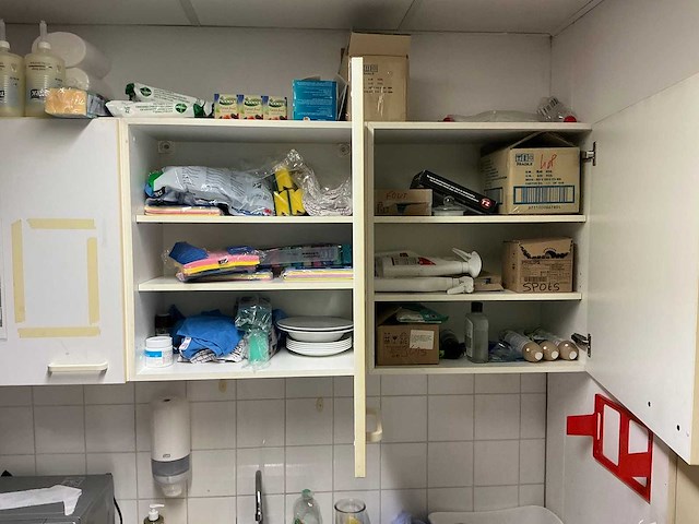 Inhoud kantine en kantoor - afbeelding 4 van  7