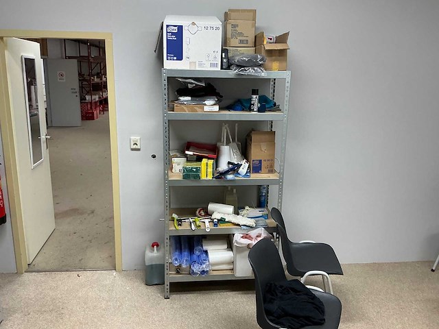 Inhoud kantine - afbeelding 2 van  4