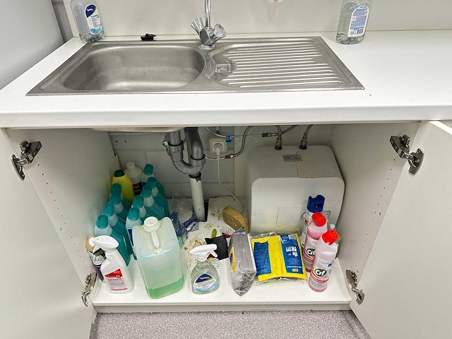 Inhoud kantine - afbeelding 4 van  15