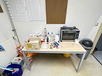 Inhoud kantine - afbeelding 4 van  11