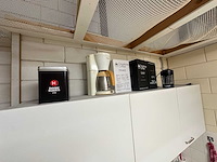 Inhoud kantine - afbeelding 6 van  10