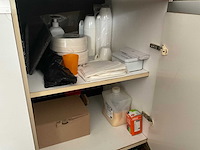 Inhoud kantine - afbeelding 8 van  18