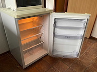Inhoud kantine - afbeelding 15 van  18