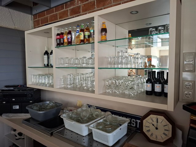 Inhoud kantine - afbeelding 2 van  13