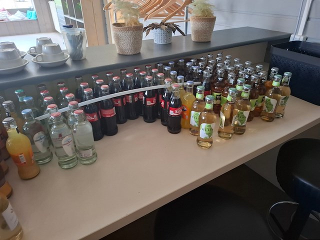 Inhoud kantine - afbeelding 5 van  13