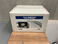 Inhoud kantoor en kleedruimte - afbeelding 4 van  9