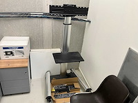 Inhoud kantoor en kleedruimte - afbeelding 5 van  9