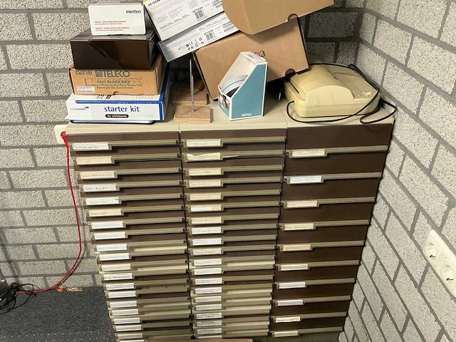 Inhoud kantoor - afbeelding 15 van  20