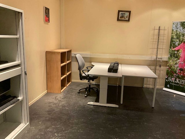 Inhoud kantoor - afbeelding 1 van  10