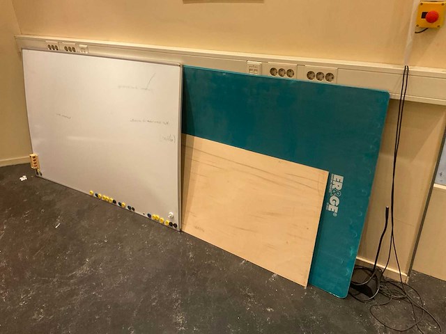 Inhoud kantoor - afbeelding 10 van  10