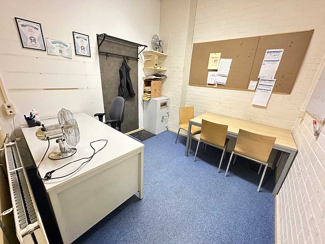 Inhoud kantoor - afbeelding 1 van  7