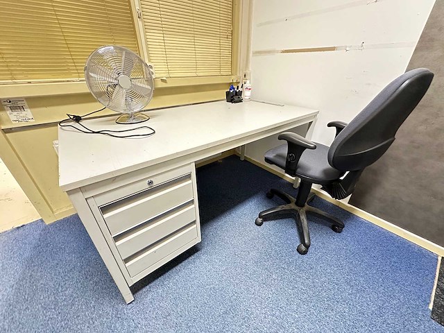 Inhoud kantoor - afbeelding 3 van  7