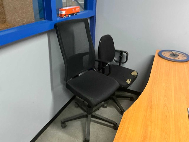 Inhoud kantoor - afbeelding 3 van  11